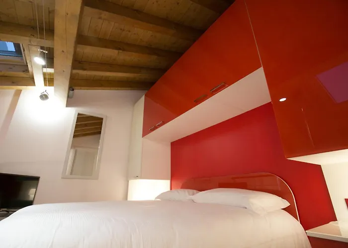 Versoverde Hotel Alzaia Naviglio Grande