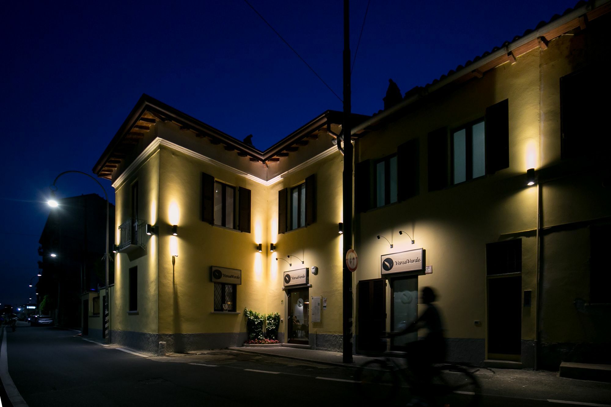 Versoverde Alzaia Naviglio Grande 2* Milan