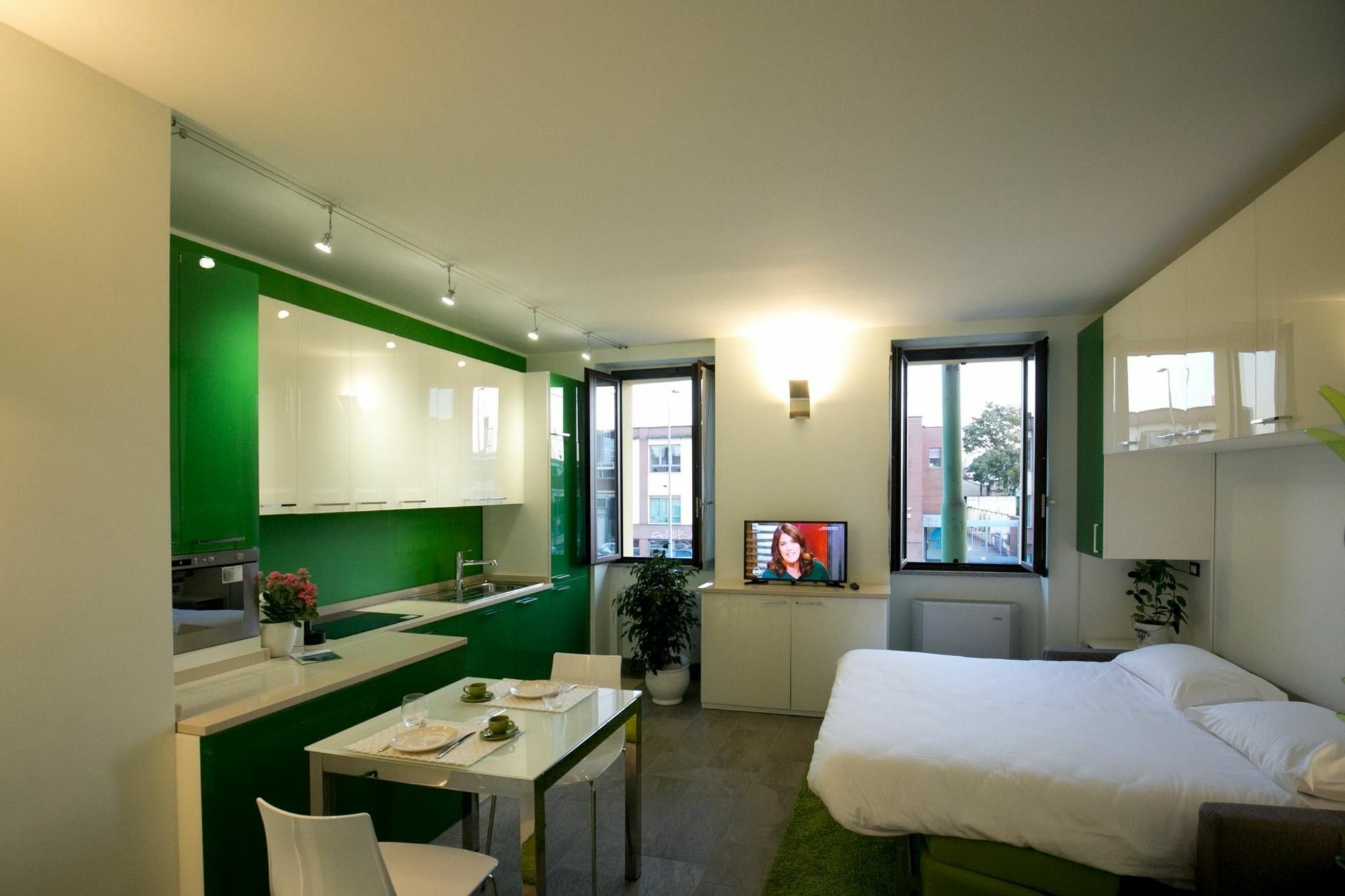 Versoverde Alzaia Naviglio Grande 2* Milán